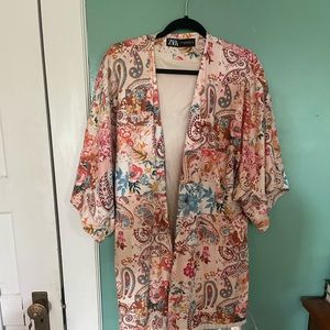 Zara floral Kimono